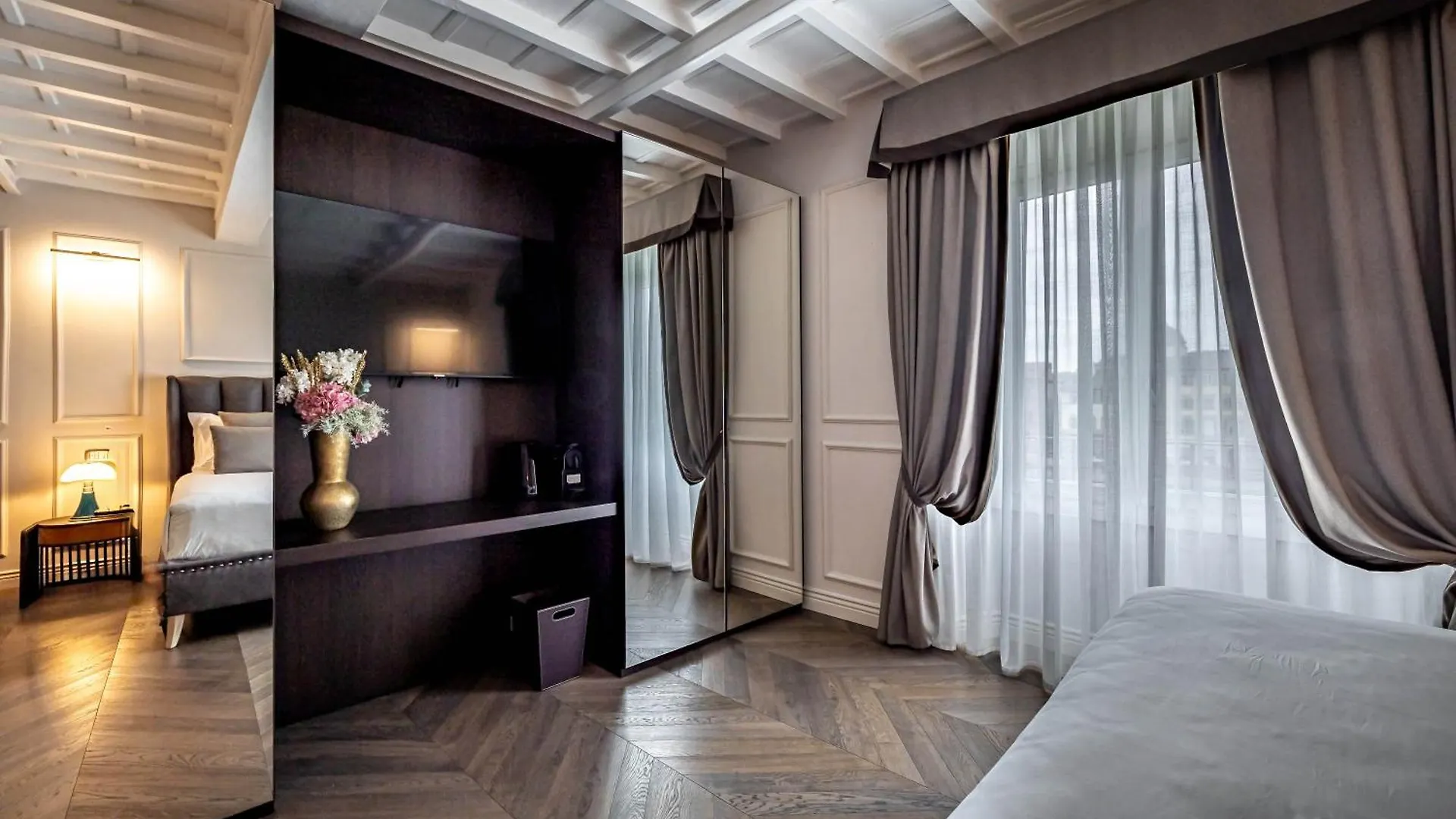 Palazzo Alfieri Residenza D'Epoca Hotel Florence 4*,