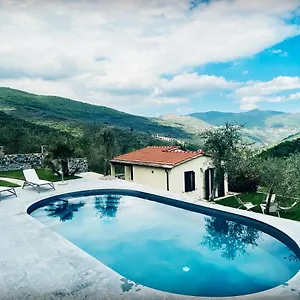  Vakantiehuis Gli Ulivi Italië