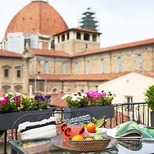 Great Apts Few Steps To The Duomo Appartement