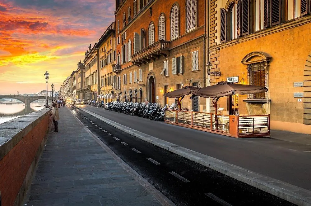 Palazzo Alfieri - Place Of Charme Florence